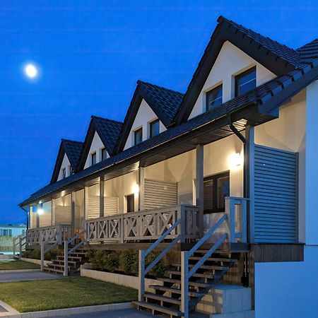 Seaside Escape Pet Friendly Apartments Mielenko By Noclegi Renters المظهر الخارجي الصورة